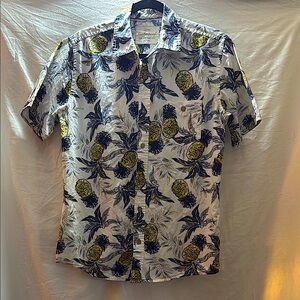 Tropical Pineapple Print Men's Shirt Small Original Weatherproof Vintage